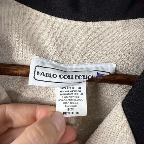 Pablo Collection Women’s Tan and Black Vintage Short Sleeve Button Down Shirt - Picture 6 of 6